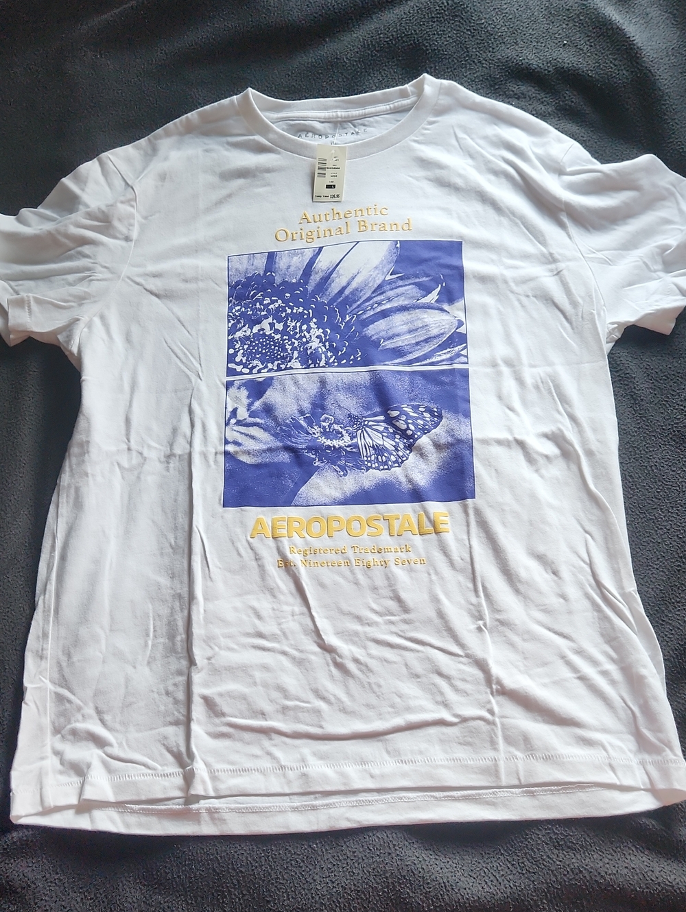Aeropostale White Short Sleeve Tee with Blue Floral & Gold Logo